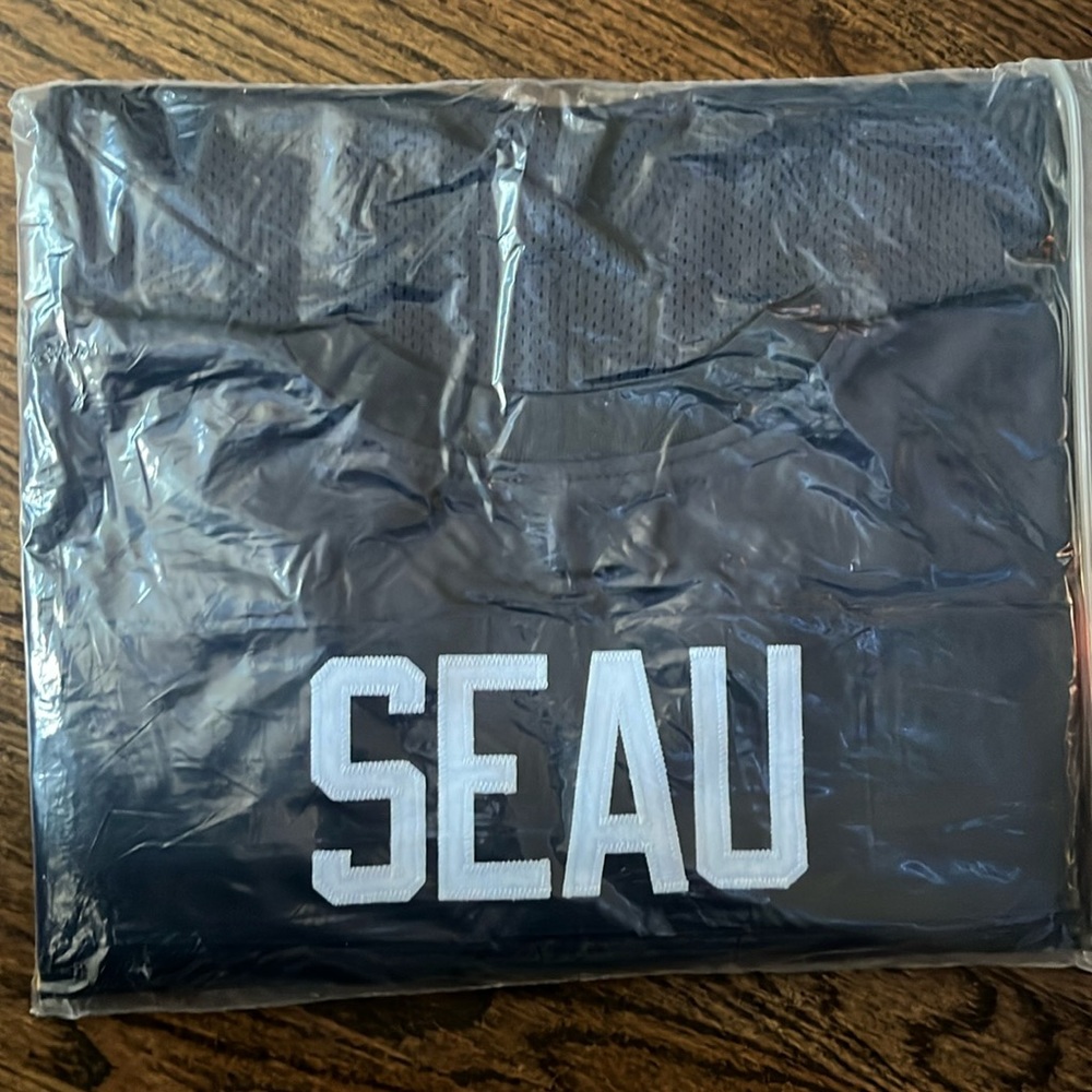 Brand new SEAU JERSEY